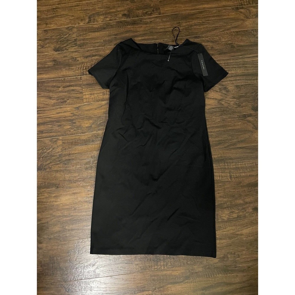 Tahari Women's Black Round-Neck Short-Sleeve Zippered Sheath Dress Size 4 NWT